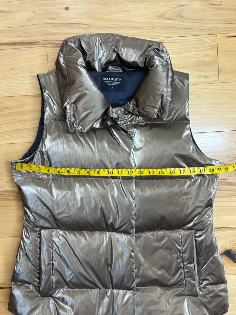 Athleta Shiny Bronze Quilted Puffer Vest | Size Large - Picture 2 of 6